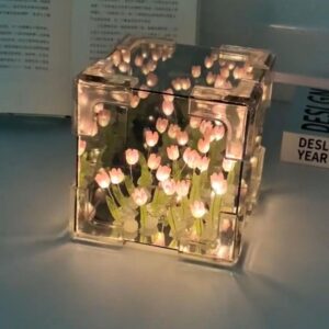 Tulip Mirror Lamp